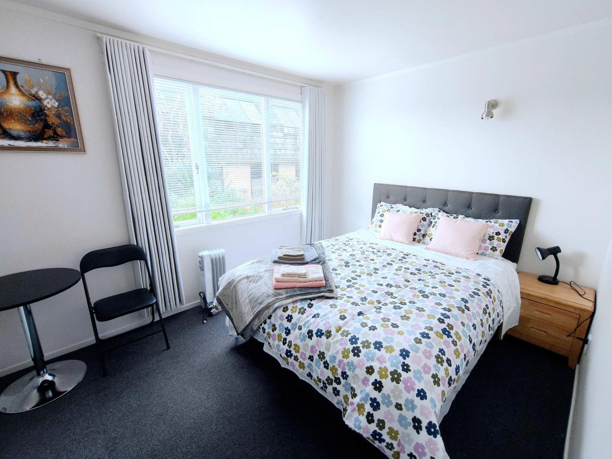 Milford Central Budget Friendly Rooms Auckland Exterior foto